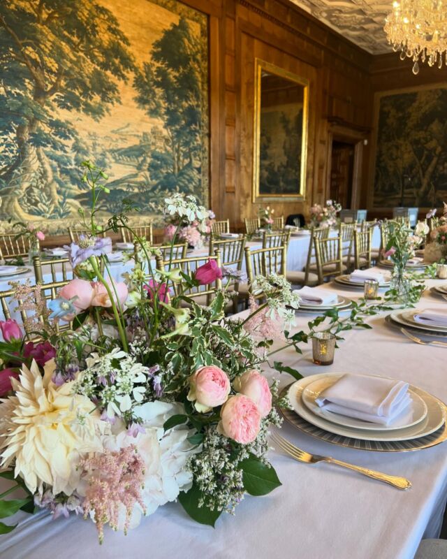 Creating unforgettable moments with stunning florals. #luxuryflowers #tablecentres #eventsfloristry #london #essex #hertfordshire